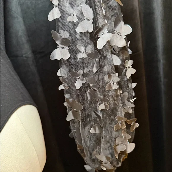 NWT - Black square-neck long-sleeve bodysuit with applique sheer sleeves. Size S - Picture 5 of 7